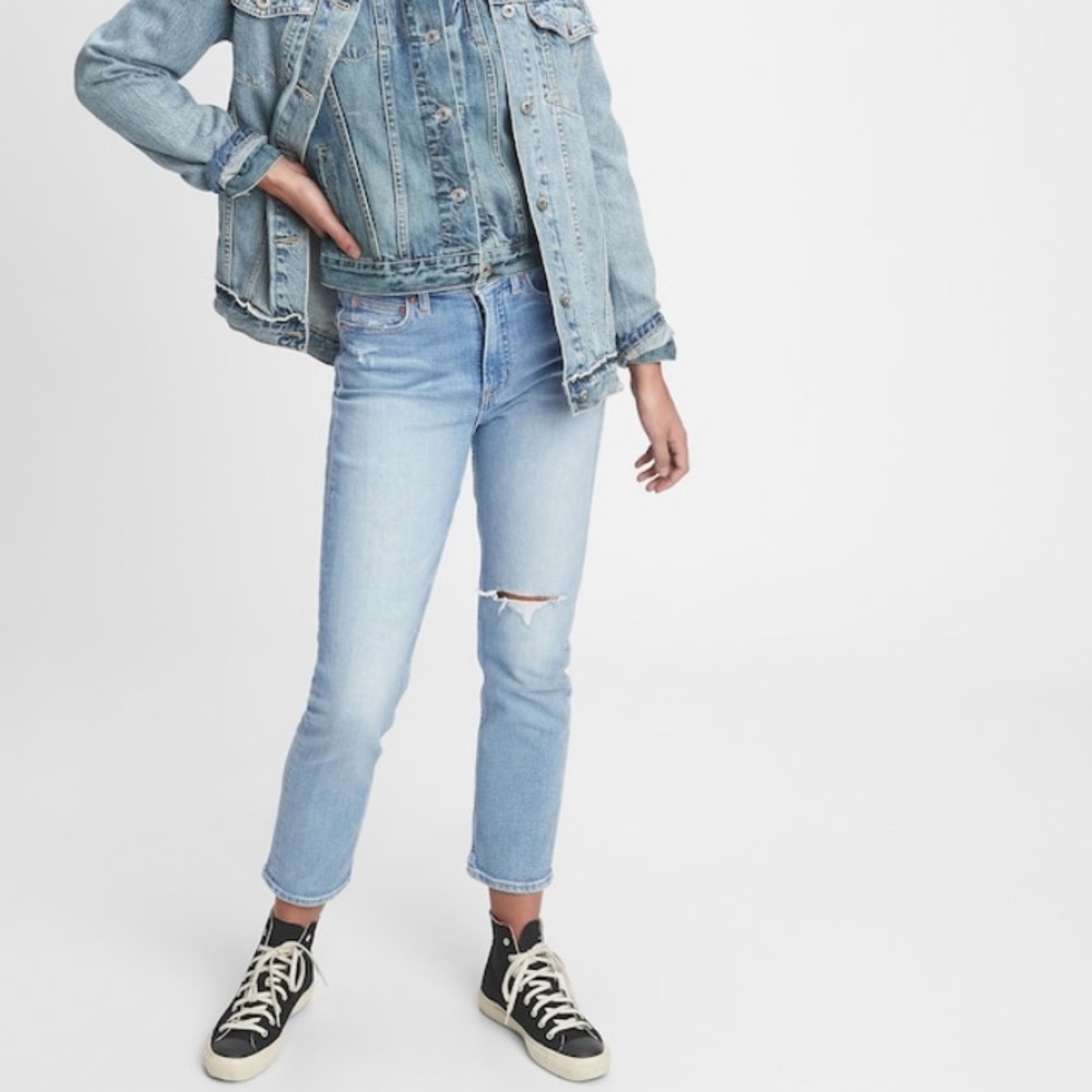 NWT Gap High Rise Vintage Slim Destructed Light Wash Jeans